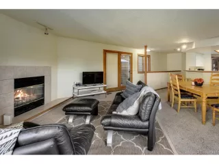 Photo #4: 4258307 Listing