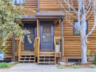 Photo #1: 4259004 Listing