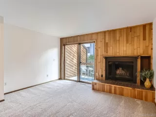 Photo #3: 4259004 Listing