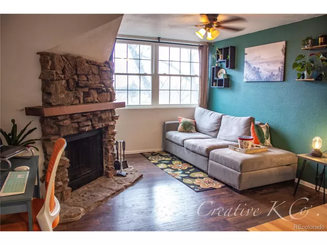 MLS: 4263881 Condo For Sale