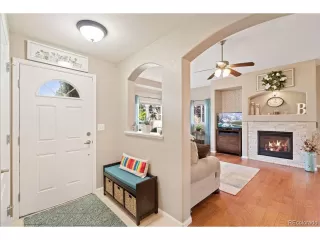 Photo #2: 4271583 Listing