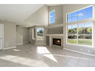 Photo #4: 4271663 Listing