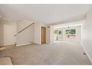 Photo #6: 4277370 Listing