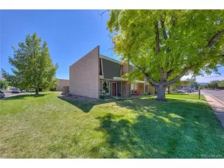 Photo #1: 4283541 Listing 