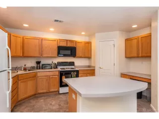 Photo #6: 4284047 Listing 