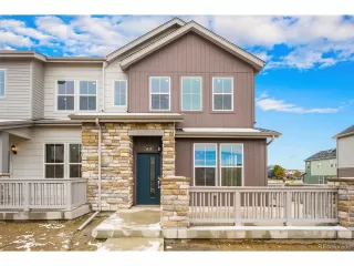 Photo #2: 4284939 Listing