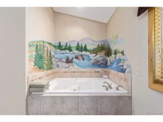 Photo #6: 4293172 Listing