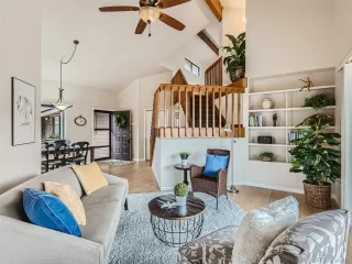 Photo #3: 4301373 Listing