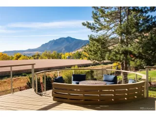 Photo #2: 4305372 Listing