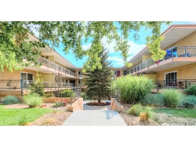 MLS: 4314528 Condo For Sale