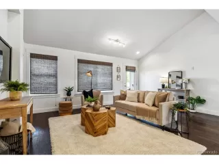 Photo #5: 4322013 Listing 