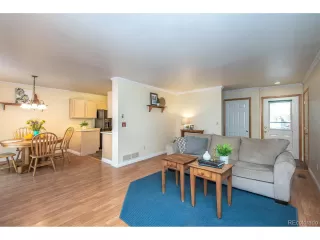 Photo #5: 4330769 Listing 