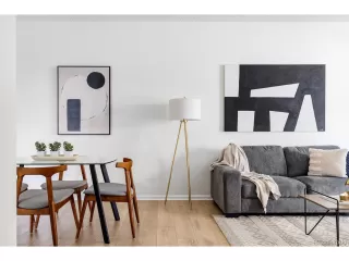 Photo #1: 4330838 Listing