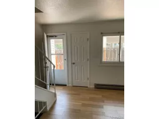 Photo #2: 4334486 Listing