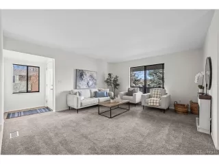 Photo #2: 4339274 Listing