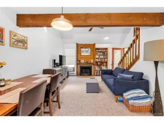 Photo #4: 4345125 Listing