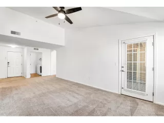 Photo #6: 4345393 Listing