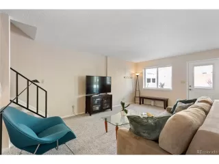 Photo #5: 4346995 Listing 