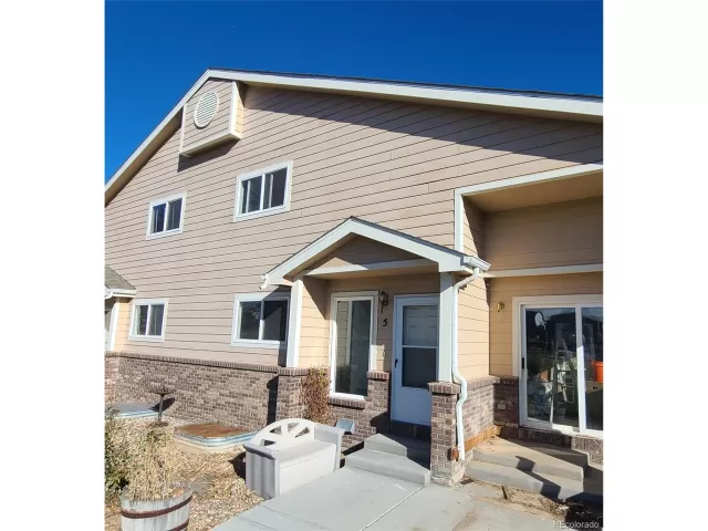 MLS: 4357629 Condo For Sale