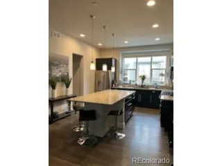 Photo #1: 4359181 Listing