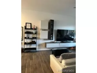 Photo #3: 4359181 Listing