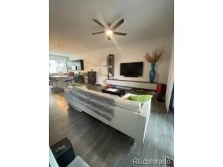 Photo #4: 4359181 Listing