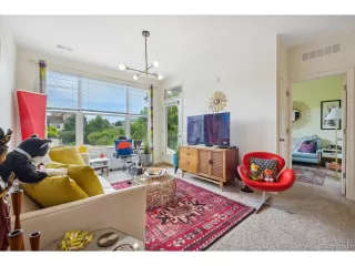 Photo #6: 4361305 Listing 