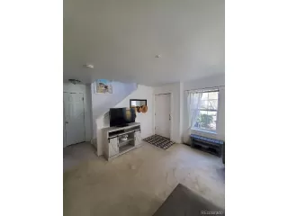 Photo #2: 4363339 Listing