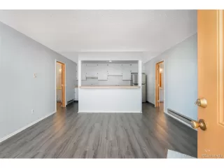 Photo #2: 4384586 Listing