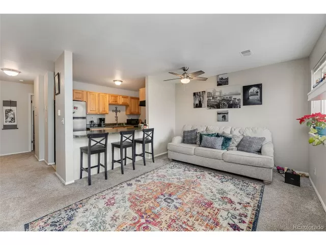 MLS: 4385192 Condo For Sale