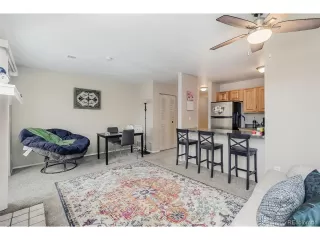 Photo #2: 4385192 Listing 