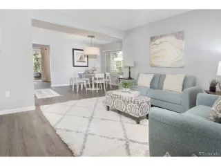 Photo #2: 4386519 Listing