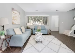 Photo #4: 4386519 Listing