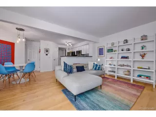 Photo #3: 4387418 Listing