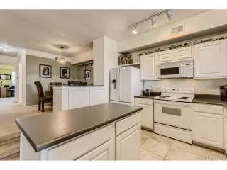 Photo #4: 4391079 Listing