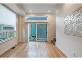 Photo #6: 4392704 Listing