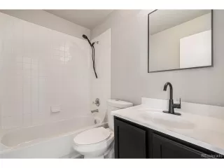 Photo #5: 4405349 Listing 