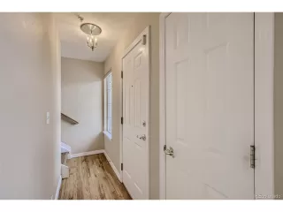 Photo #3: 4406772 Listing