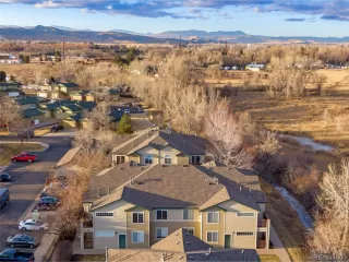 Photo #6: 4423419 Listing