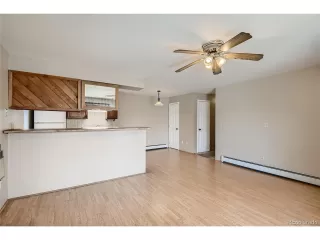 Photo #3: 4429791 Listing