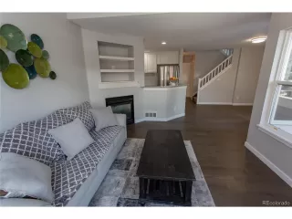 Photo #2: 4436249 Listing