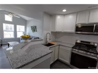 Photo #5: 4436249 Listing