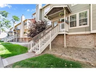 Photo #3: 4437637 Listing