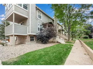 Photo #4: 4437637 Listing