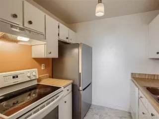 Photo #6: 4444305 Listing 