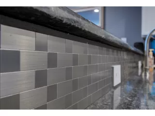 Photo #6: 4445801 Listing