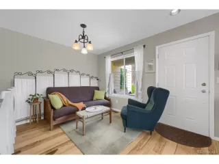 Photo #3: 4464434 Listing