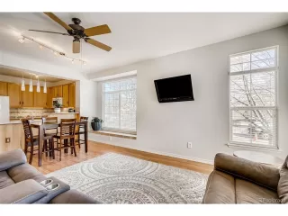 Photo #6: 4470787 Listing