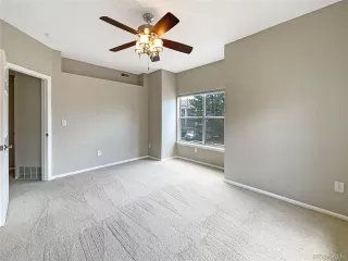 Photo #4: 4474861 Listing 