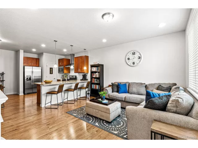 MLS: 4474934 Condo For Sale